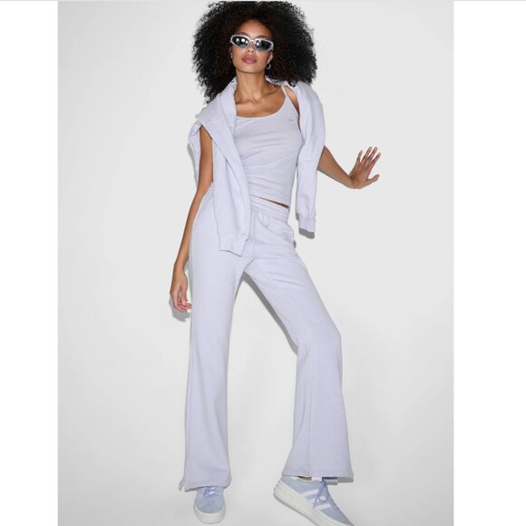 Victoria's Secret PINK Ivy Fleece Flare Leg Lilac Sweatpants XXL NWT - Picture 3 of 12